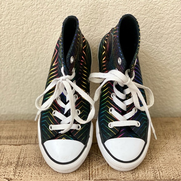 Converse Chuck Taylor Hi Top Iridescent Star Black/Rainbow Size 1 - Picture 2 of 3